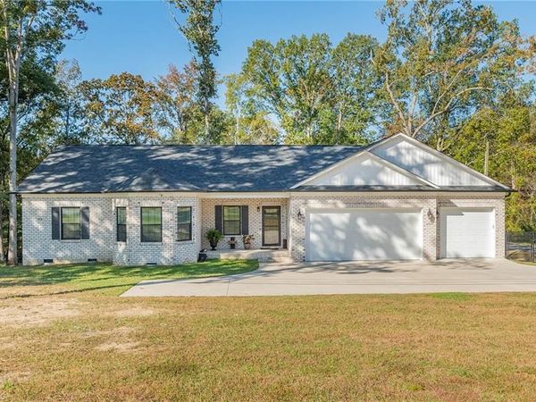 4907 Lanvale Avenue, Trinity, NC 27370