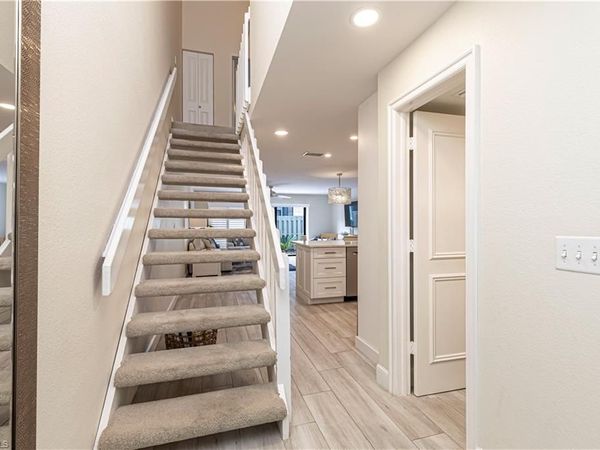 833 Meadowland DR, Unit 14-3, NAPLES, FL 34108