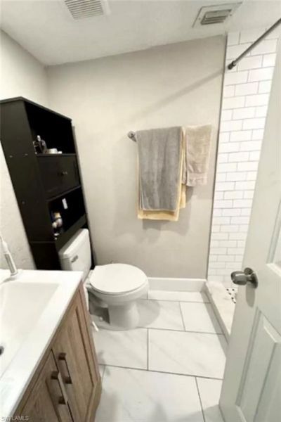 4605 Bayshore Dr , Unit G2, Naples, FL 34112 Photo