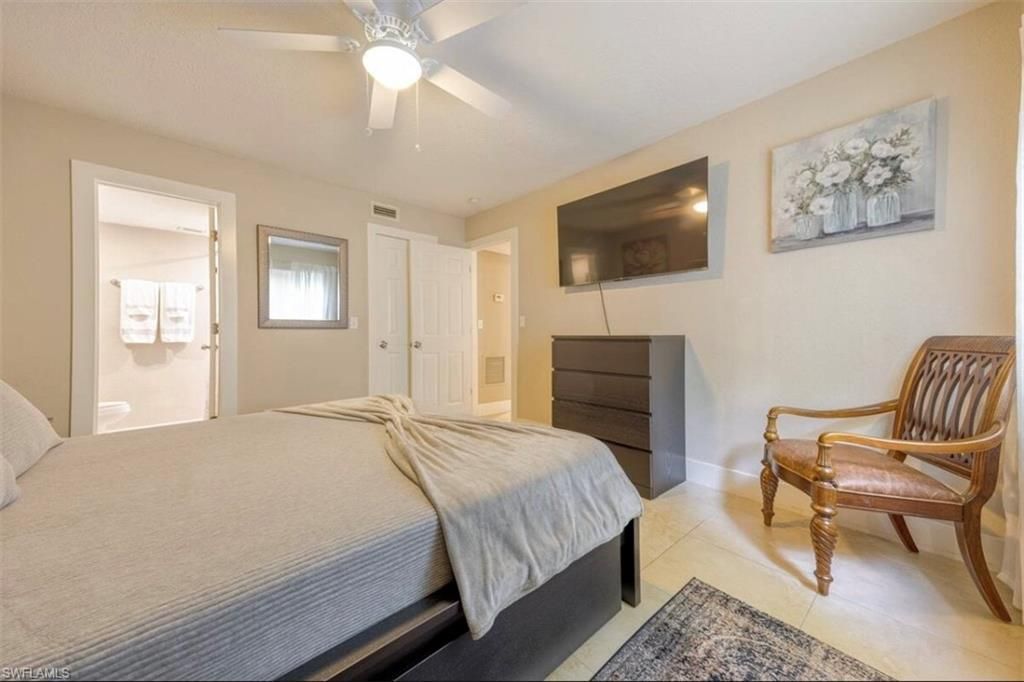 4605 Bayshore Dr , Unit G2, Naples, FL 34112 Photo