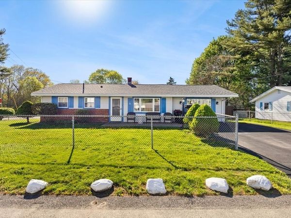 6 Bourne St, Brockton, MA 02302