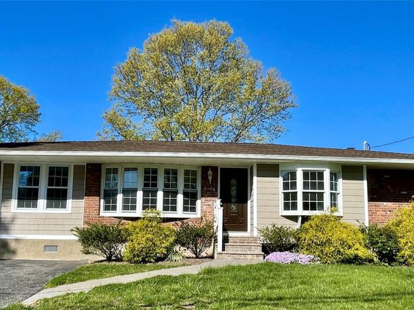 5 Fruitwood Lane, Commack, NY 11725