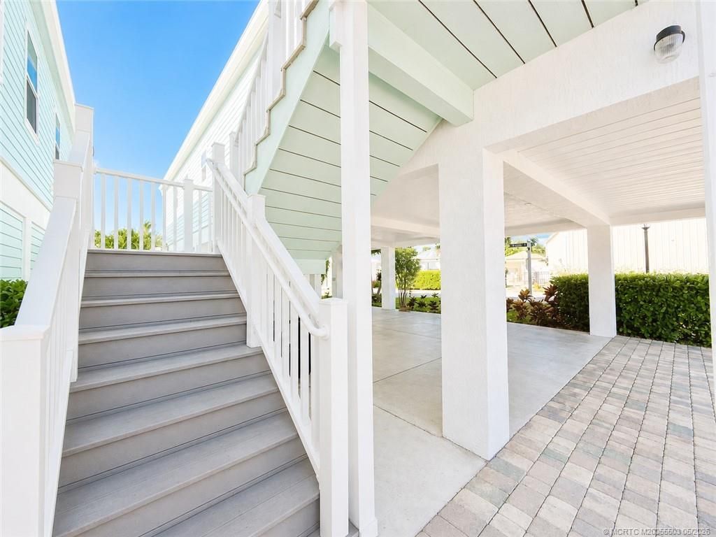 252 NE Ebbtide Way, Jensen Beach, FL 34957 Photo