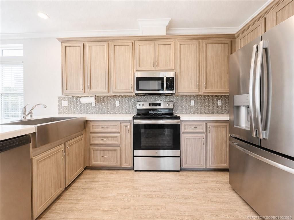 252 NE Ebbtide Way, Jensen Beach, FL 34957 Photo