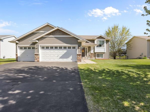 10137 179th Avenue NW, Elk River, MN 55330