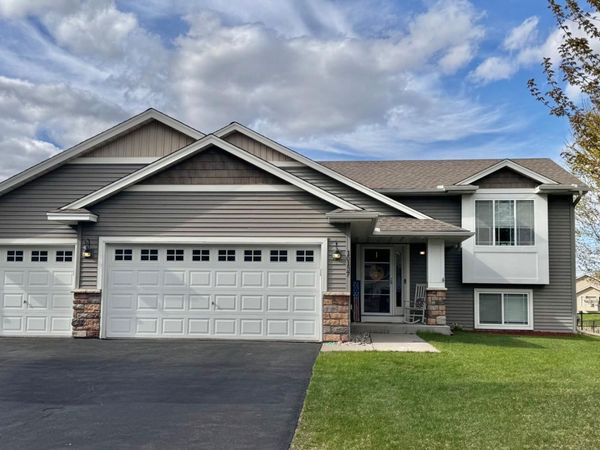 10137 179th Avenue NW, Elk River, MN 55330