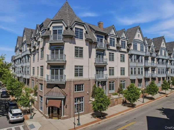 55 1st Street, Unit 313, Pelham, NY 10803