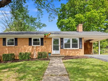 84 HUDSON AVE, STAUNTON, VA 24401
