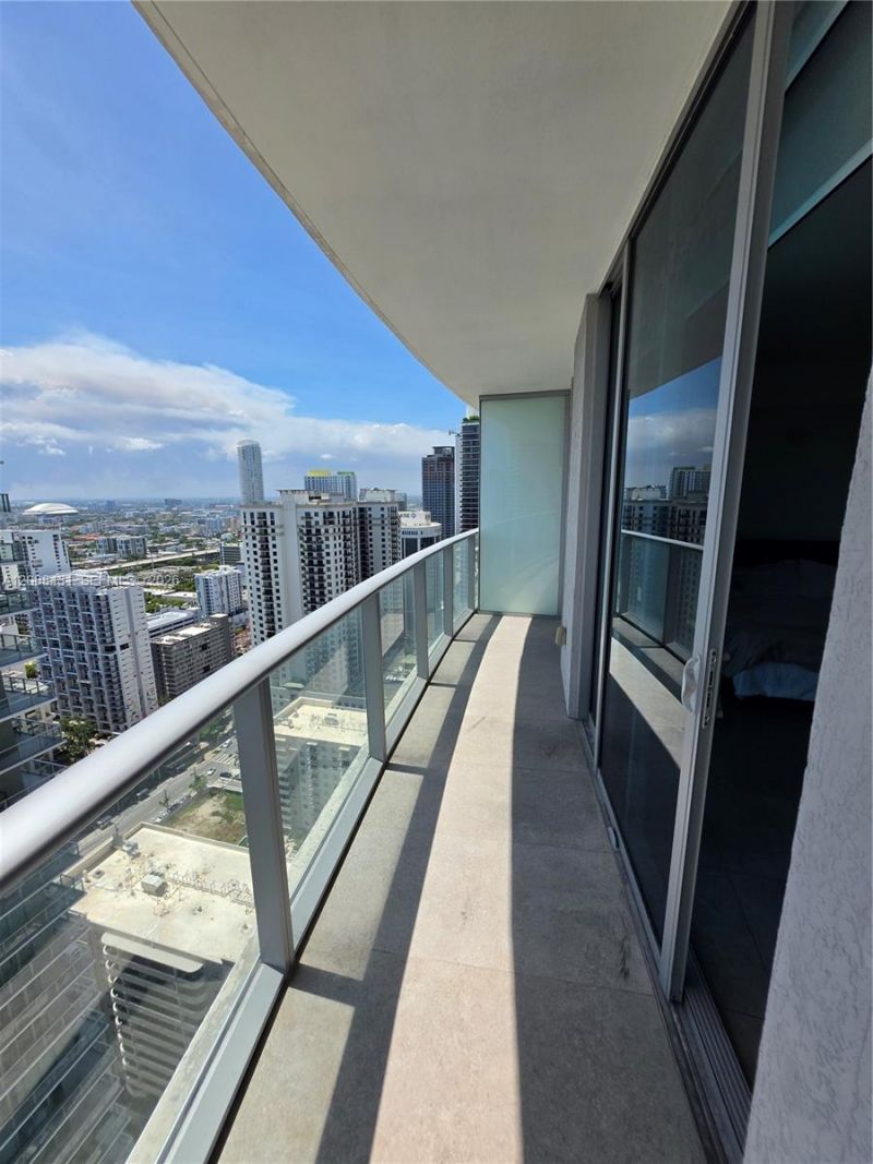 1100 S Miami Ave, Unit 3705, Miami, FL 33130 Photo