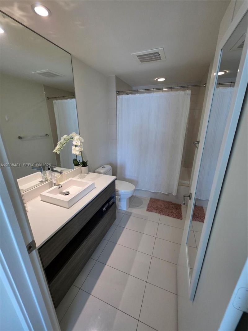 1100 S Miami Ave, Unit 3705, Miami, FL 33130 Photo
