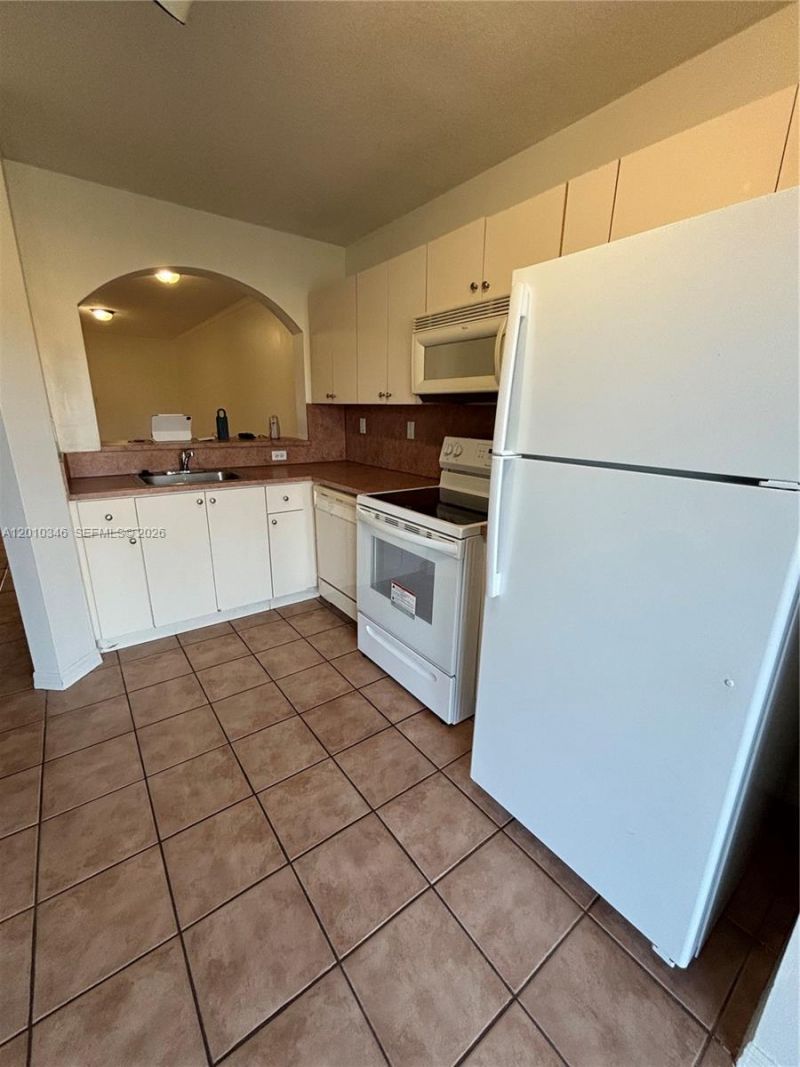 3395 NE 10th St , Unit 103, Homestead, FL 33033 Photo