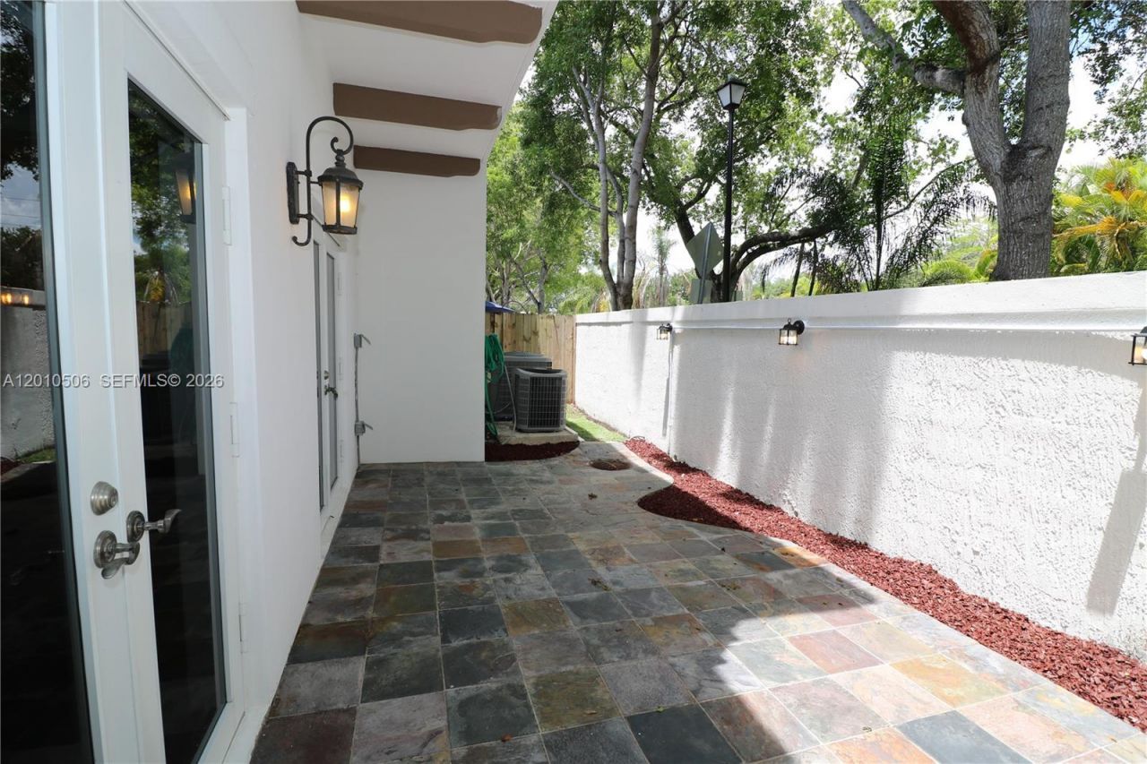 7961 SW 110th Ter, Miami, FL 33156 Photo
