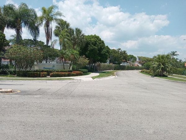 Unit 5-U, Pembroke Pines, FL 33026