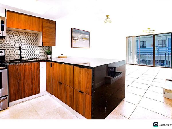 1531 SE 15th St, Unit 5, Fort Lauderdale, FL 33316