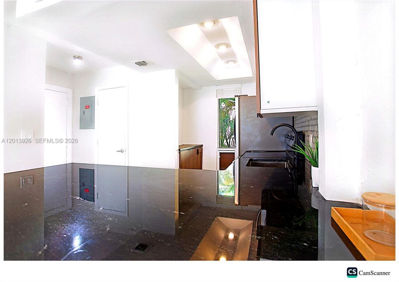 1531 SE 15th St, Unit 5, Fort Lauderdale, FL 33316 Photo