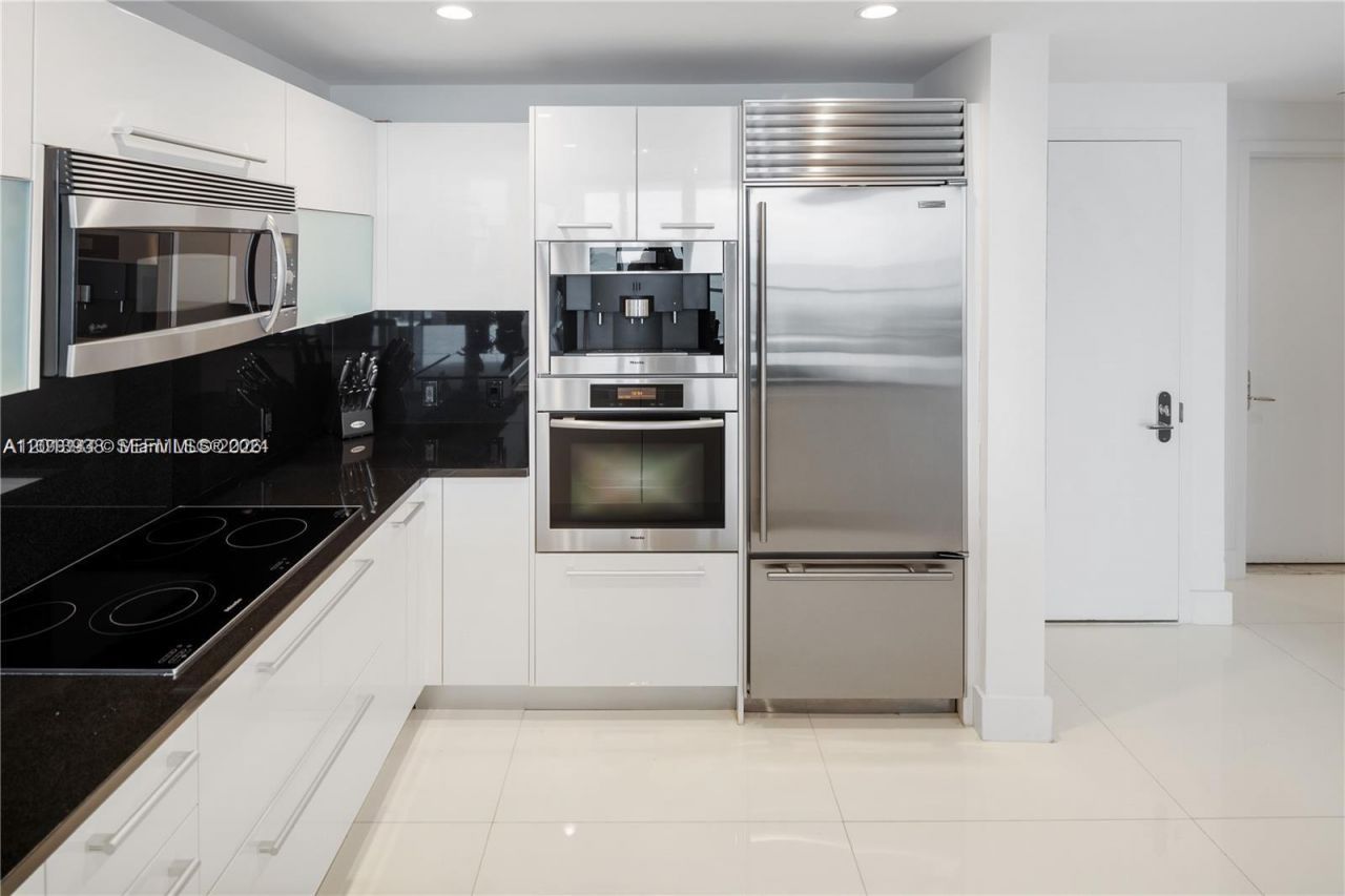 17121 Collins Ave, Unit 1703, Sunny Isles Beach, FL 33160 Photo