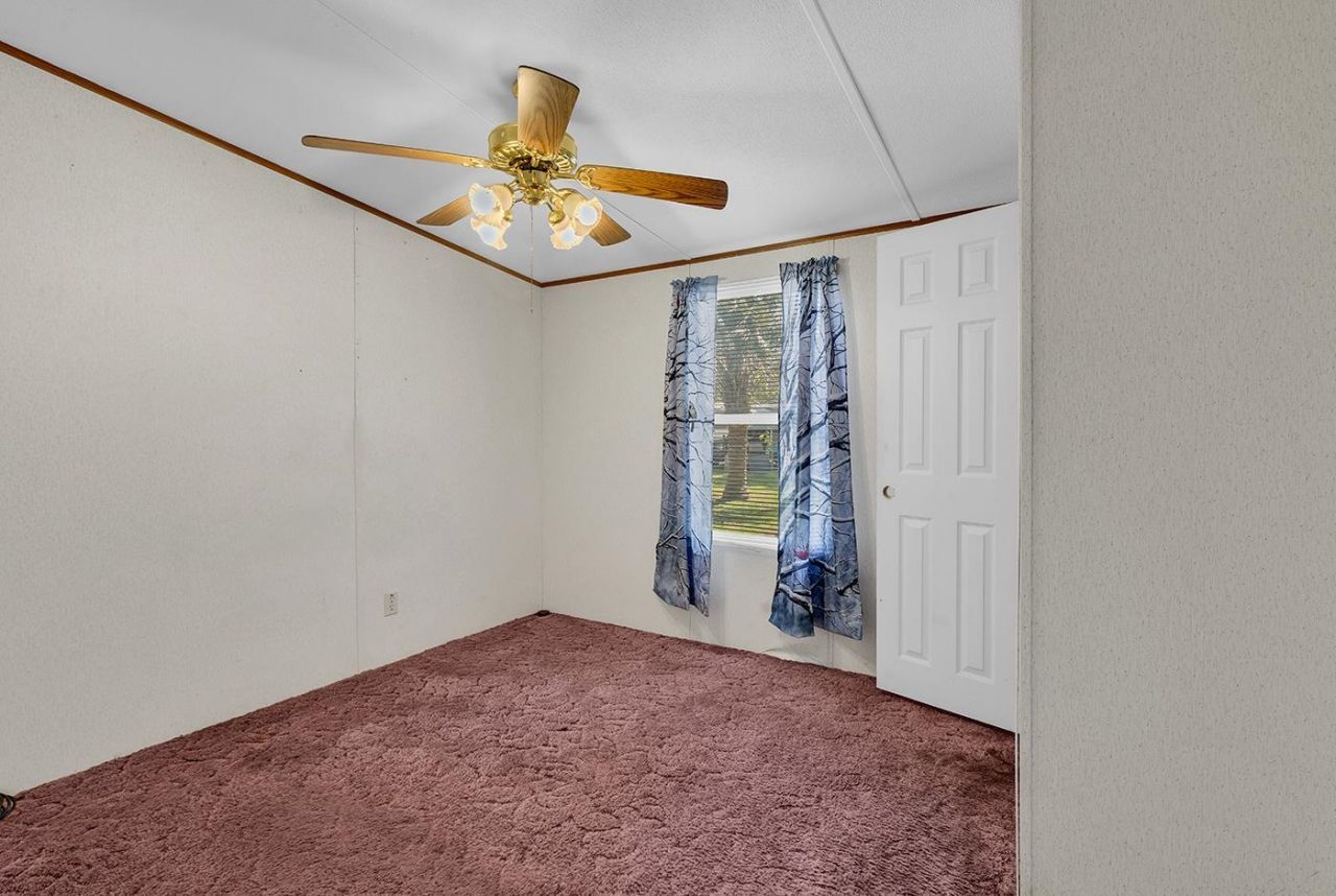 8 Coral Cove Photo 16