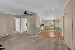 8 Coral Cove photo 4