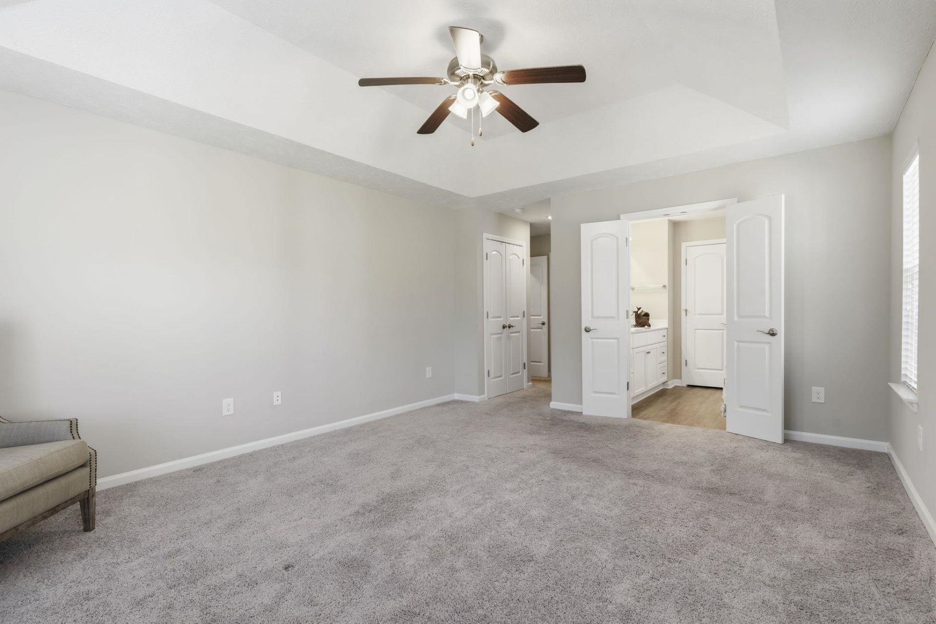 669 Sun Colony Blvd.  Photo 19