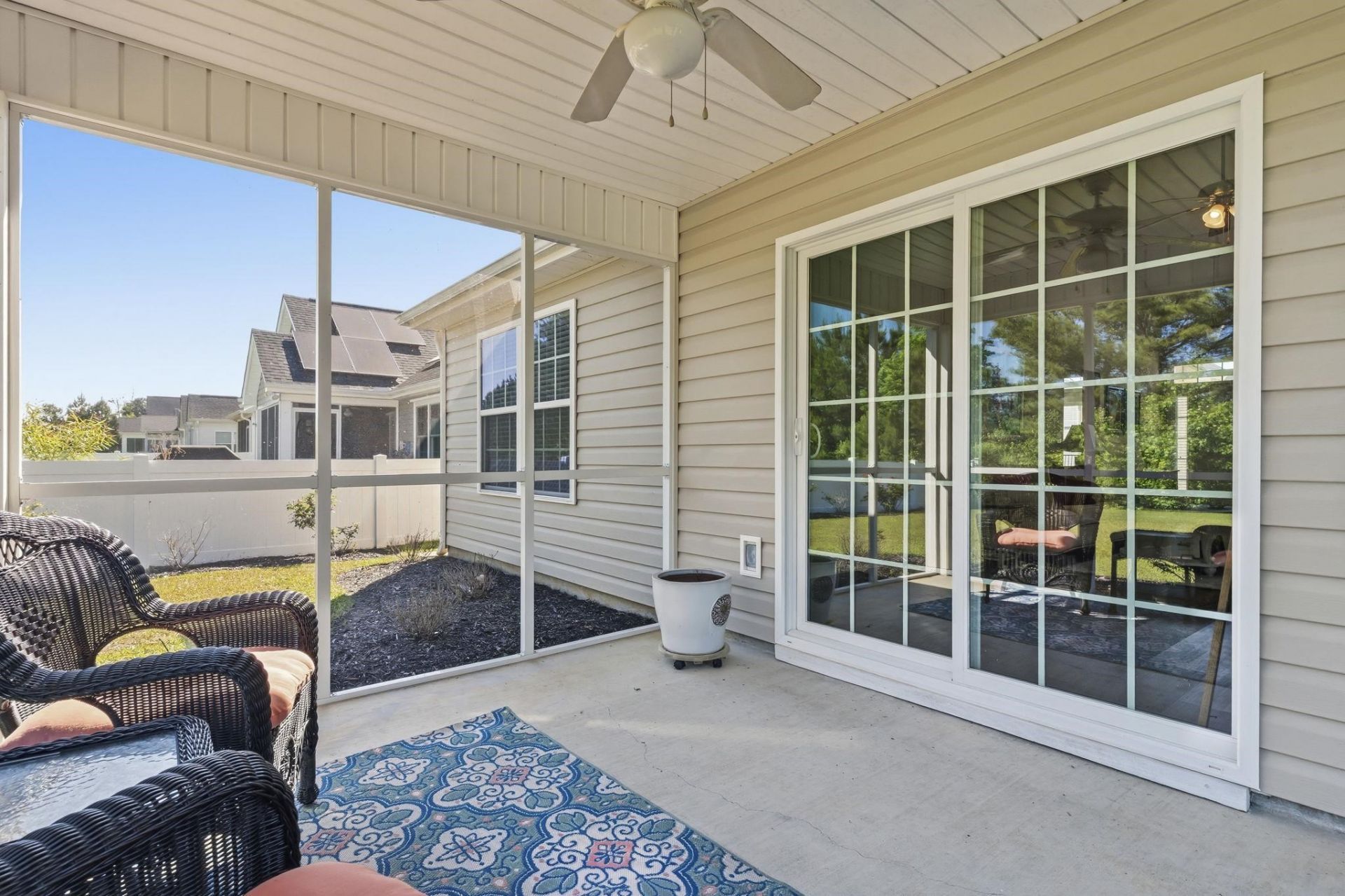 669 Sun Colony Blvd.  Photo 26
