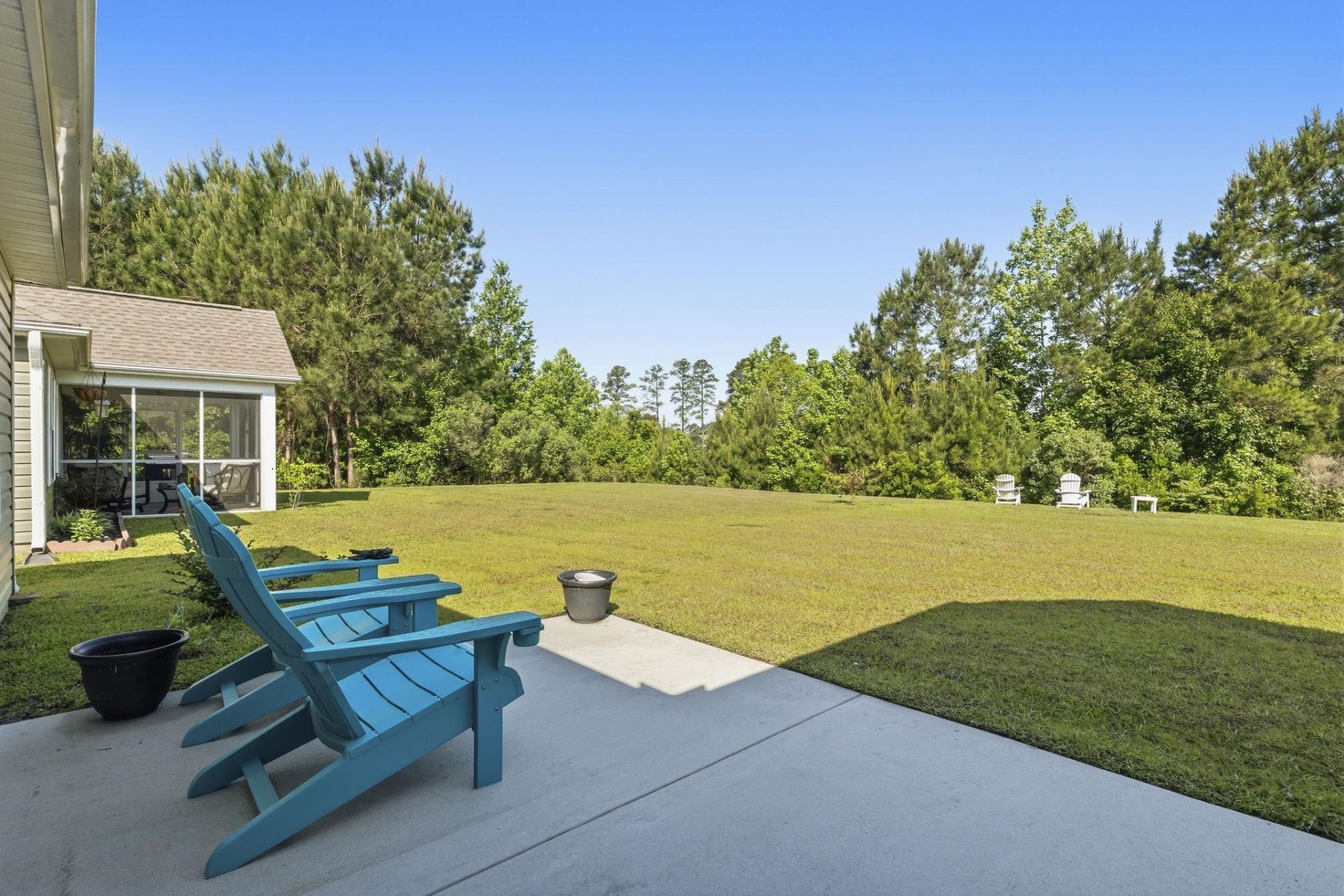 669 Sun Colony Blvd.  Photo 28