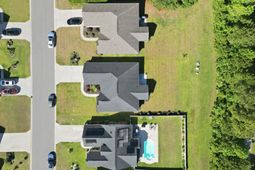 669 Sun Colony Blvd.  photo 4