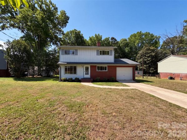 1508 W Colonial Drive, Salisbury, NC 28144