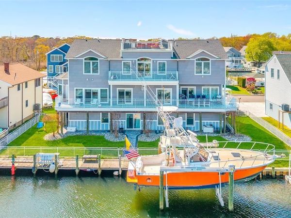 6 Capstan Road, OCEAN, NJ 08758