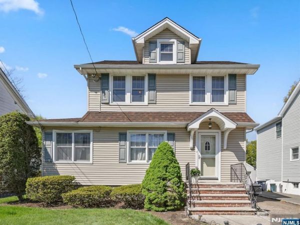 82 Kensington Avenue, NORWOOD, NJ 07648