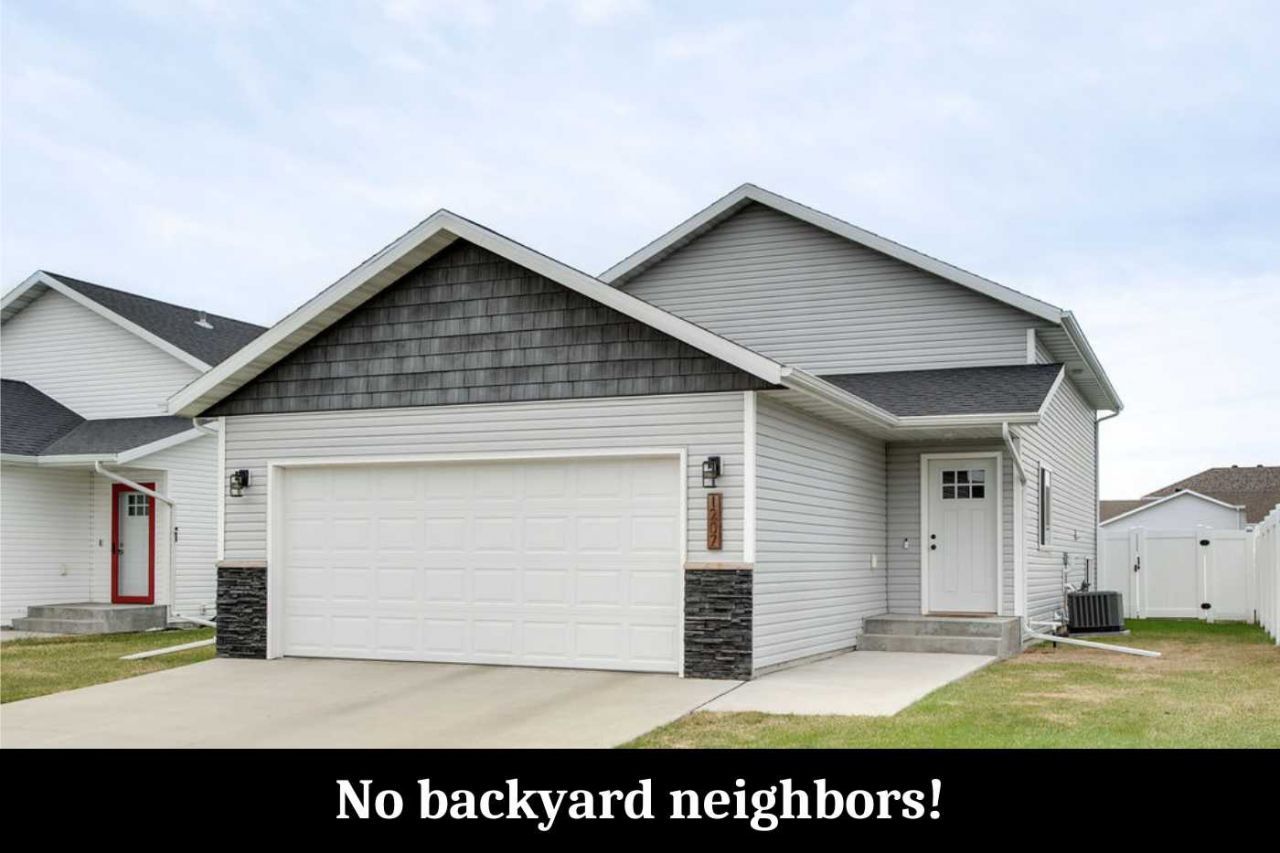 1207 Barnes Drive W, West Fargo, ND 58078 Main Photo