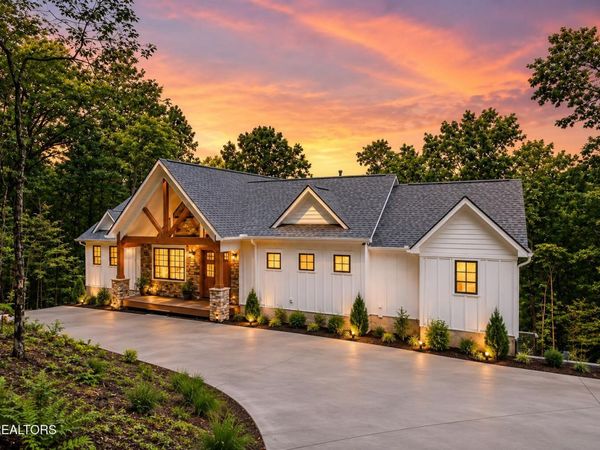 267 Lakemont Lane, Caryville, TN 37714