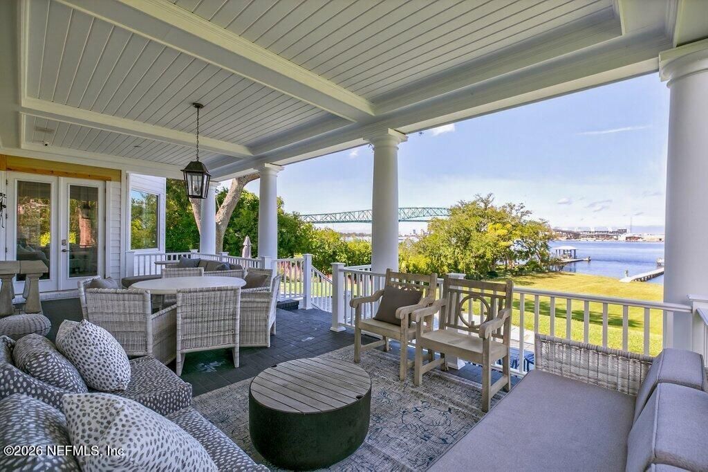 4626 River Point Road W, Jacksonville, FL 32207 Photo