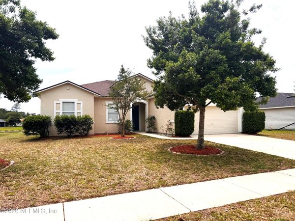 76236 LONG POND Loop, Yulee, FL 32097