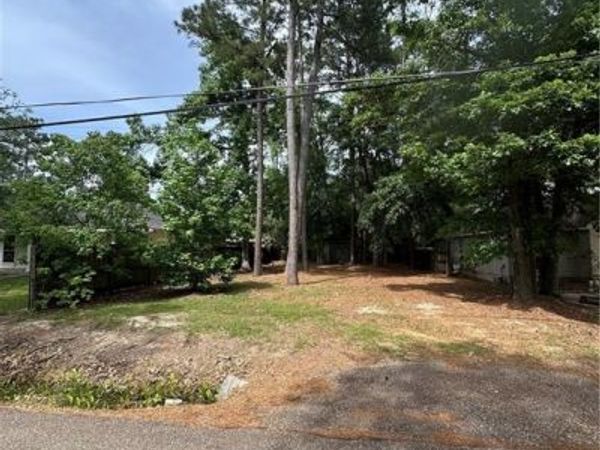 793 CHEVREUIL Street , Mandeville, LA 70448