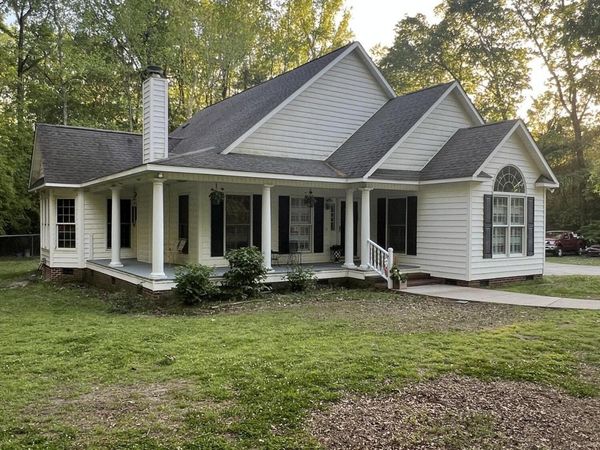 169 Bradshaw Road, Bladenboro, NC 28320