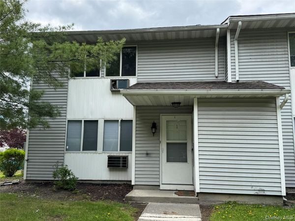 1 Ruth Court , Middletown, NY 10940