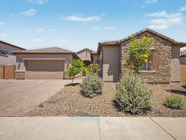 7646 W DESERT SPOON Drive, Peoria, AZ 85383