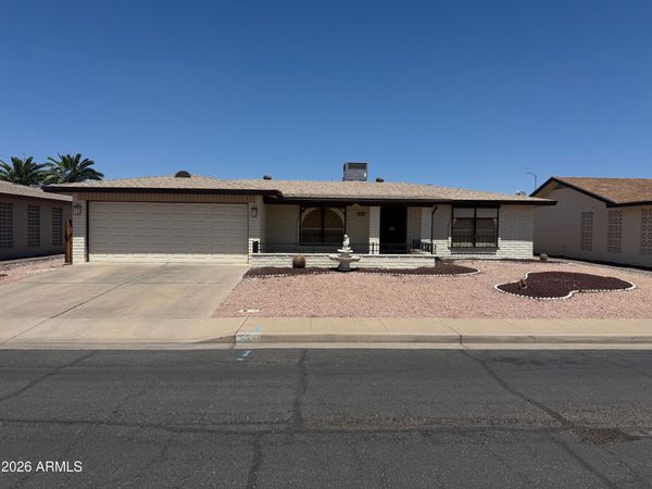 4032 E CATALINA Circle, Mesa, AZ 85206