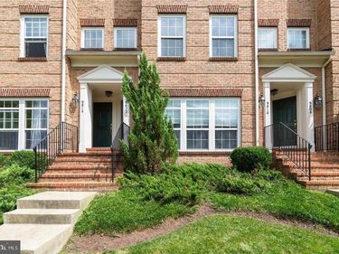 9812 PICKENS PLACE, MANASSAS PARK, VA 20111