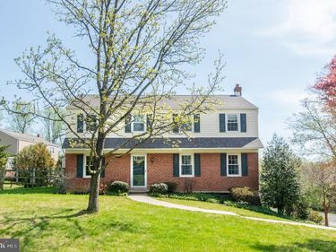 1042 WARREN ROAD, WEST CHESTER, PA 19382