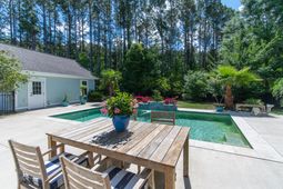 3732 Abercrombie Court photo 4