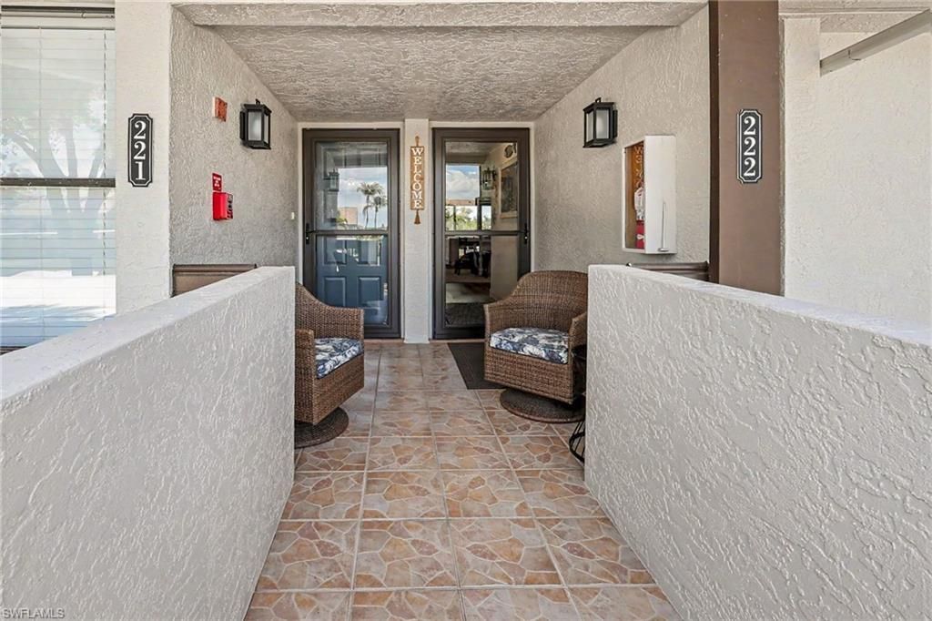 5950 Trailwinds Dr , Unit 222, Fort Myers, FL 33907 Photo