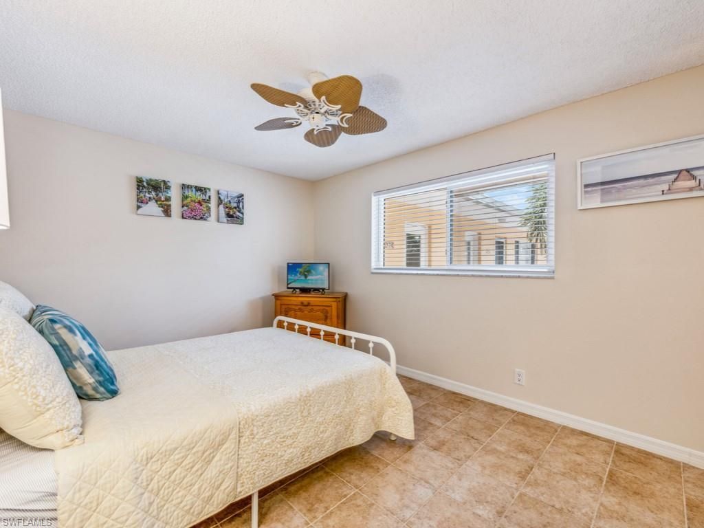 578 Broad Ave S, Unit 578, Naples, FL 34102 Photo