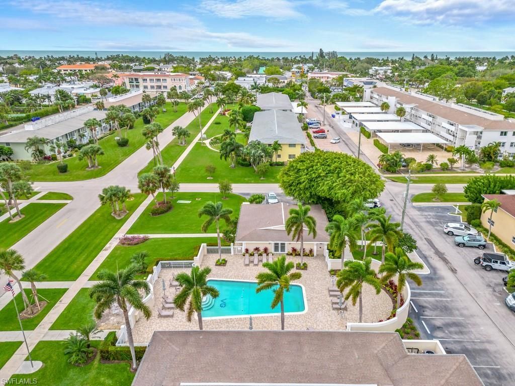 578 Broad Ave S, Unit 578, Naples, FL 34102 Photo