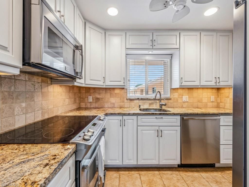 578 Broad Ave S, Unit 578, Naples, FL 34102 Photo