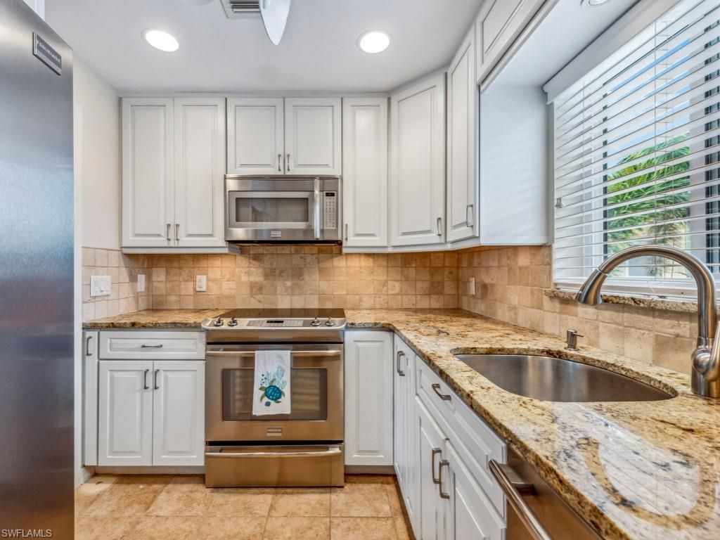 578 Broad Ave S, Unit 578, Naples, FL 34102 Photo
