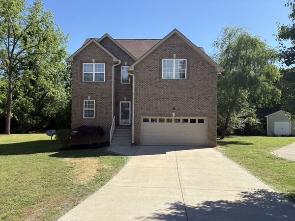 814 Sunset Pt, Mount Juliet, TN 37122