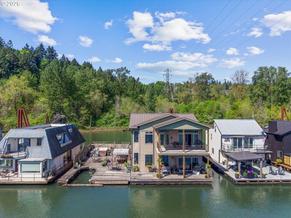 7720 S Macadam AVE, Unit 12, Portland, OR 97219