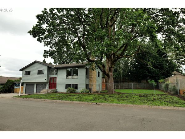 5682 SE BYRON CT, Milwaukie, OR 97267