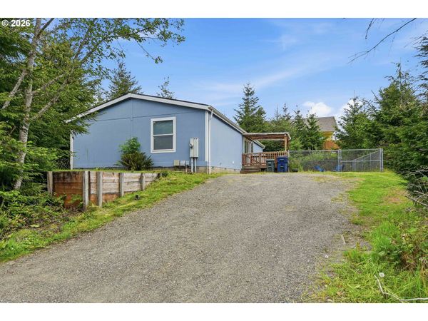 63403 JEROME RD, Coos Bay, OR 97420